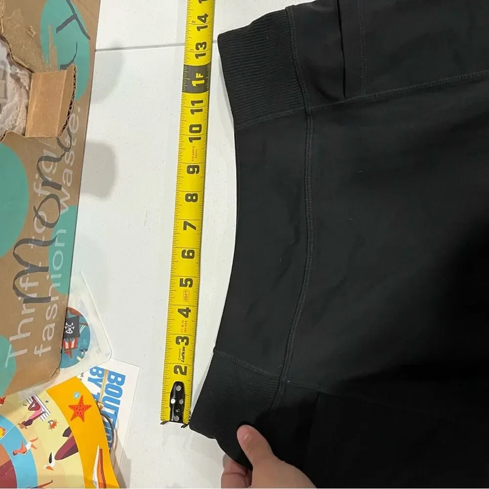 Athleta  Women's Excursion Skort Skirt Black pockets 153396
